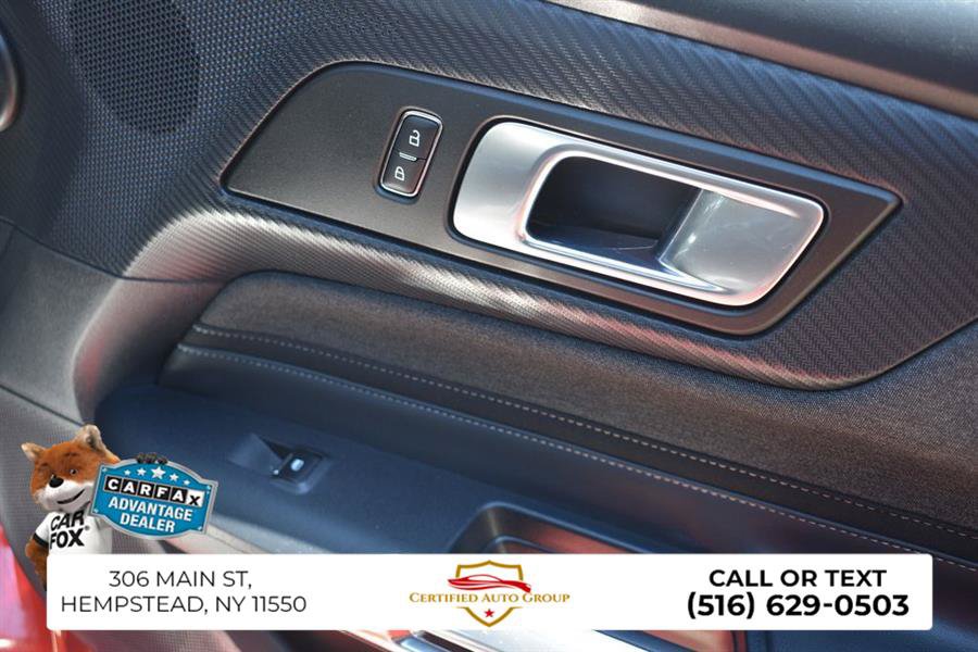 Used 2024 Ford Mustang Convertible RWD image 27