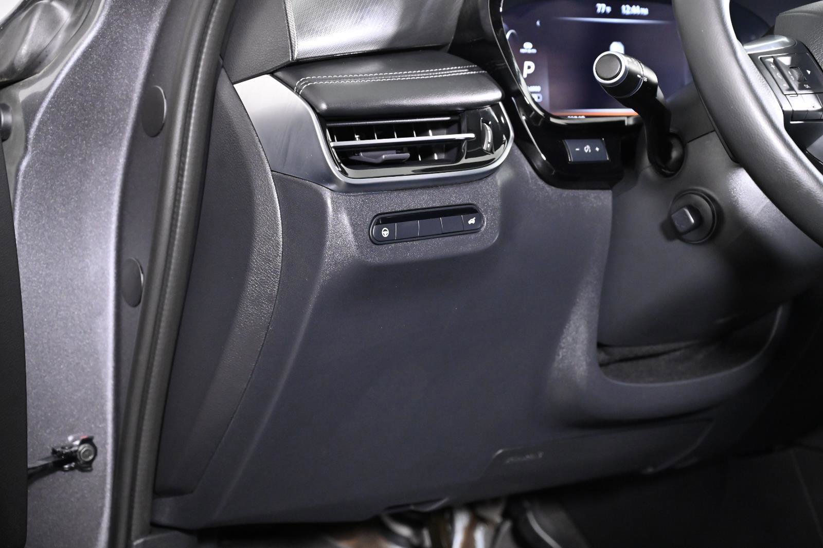 Used 2023 INFINITI QX60 Luxe AWD/4WD image 19