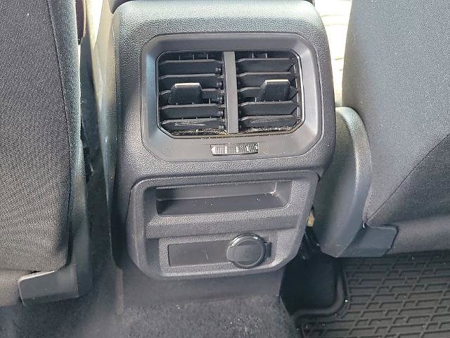 Used 2022 Volkswagen Tiguan S image 16