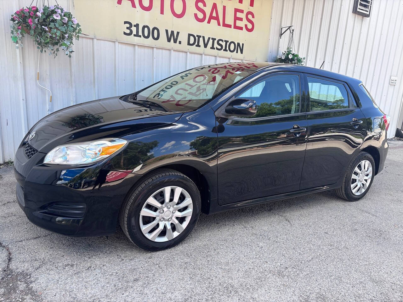 Used 2011 Toyota Matrix FWD image 6