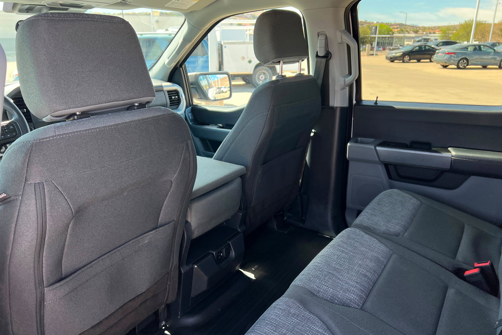 Used 2022 Ford F150 XLT w/ Trailer Tow Package image 19