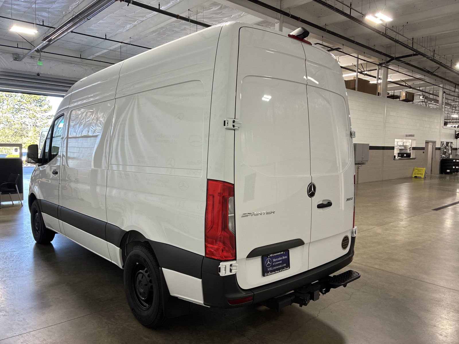 New 2025 Mercedes-Benz Sprinter 2500 image 4