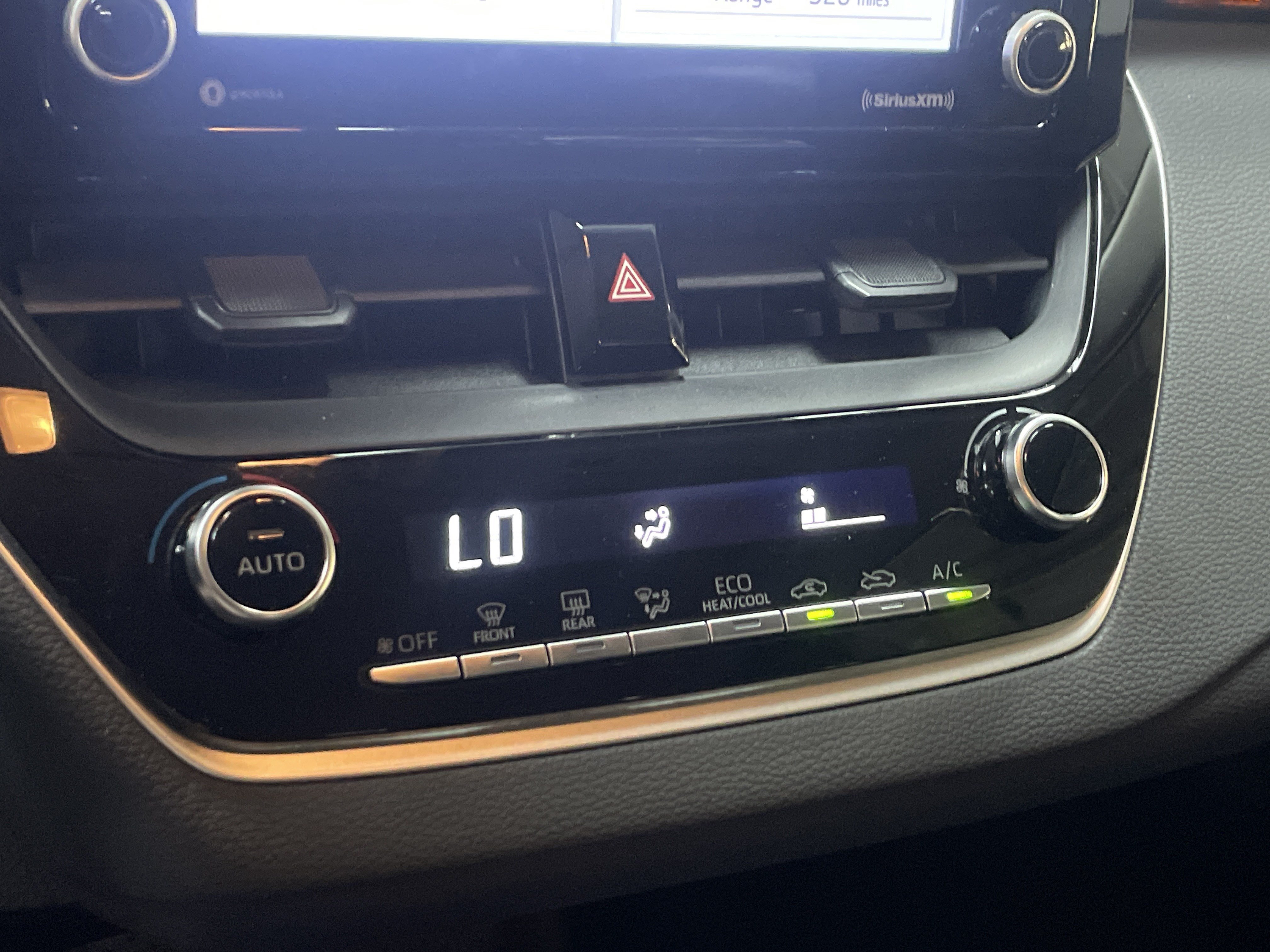 Used 2022 Toyota Corolla LE FWD image 24