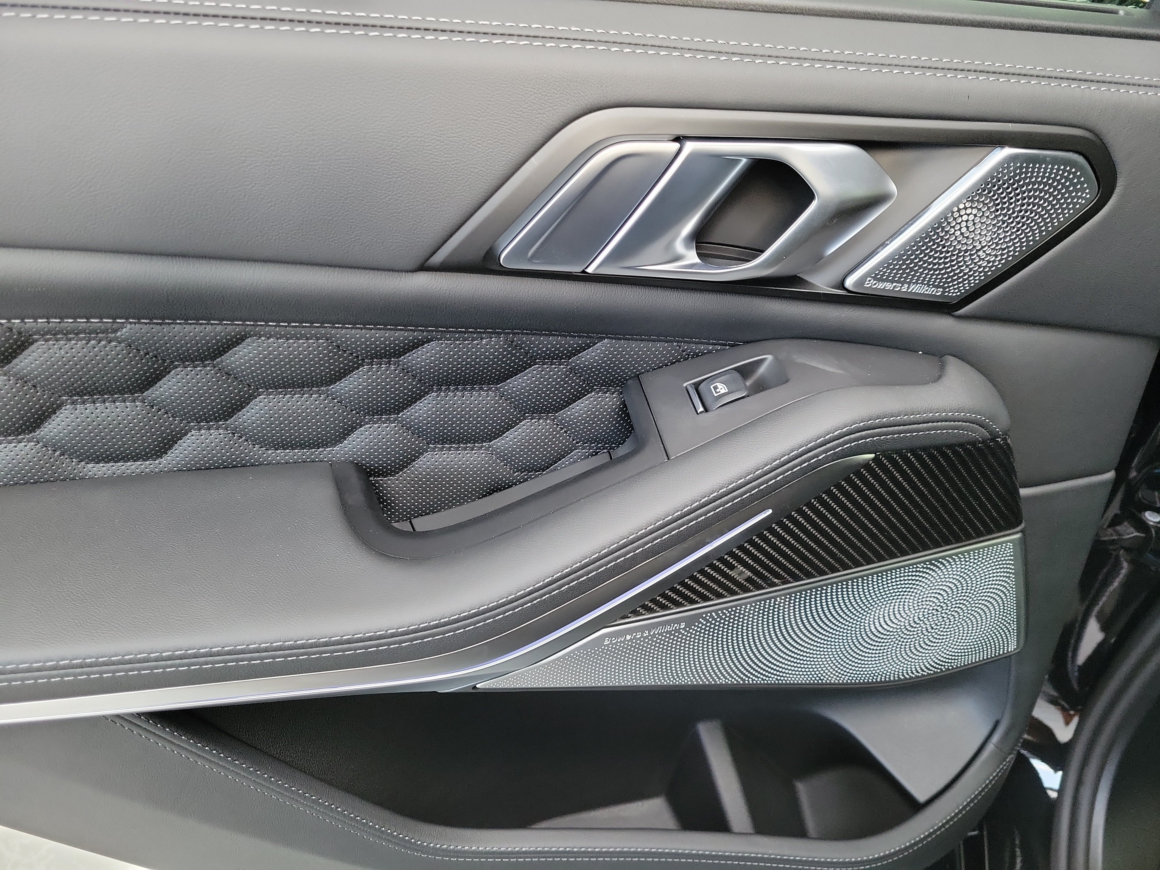 New 2026 BMW X5 M Competition w/ Executive Package AWD/4WD image 11