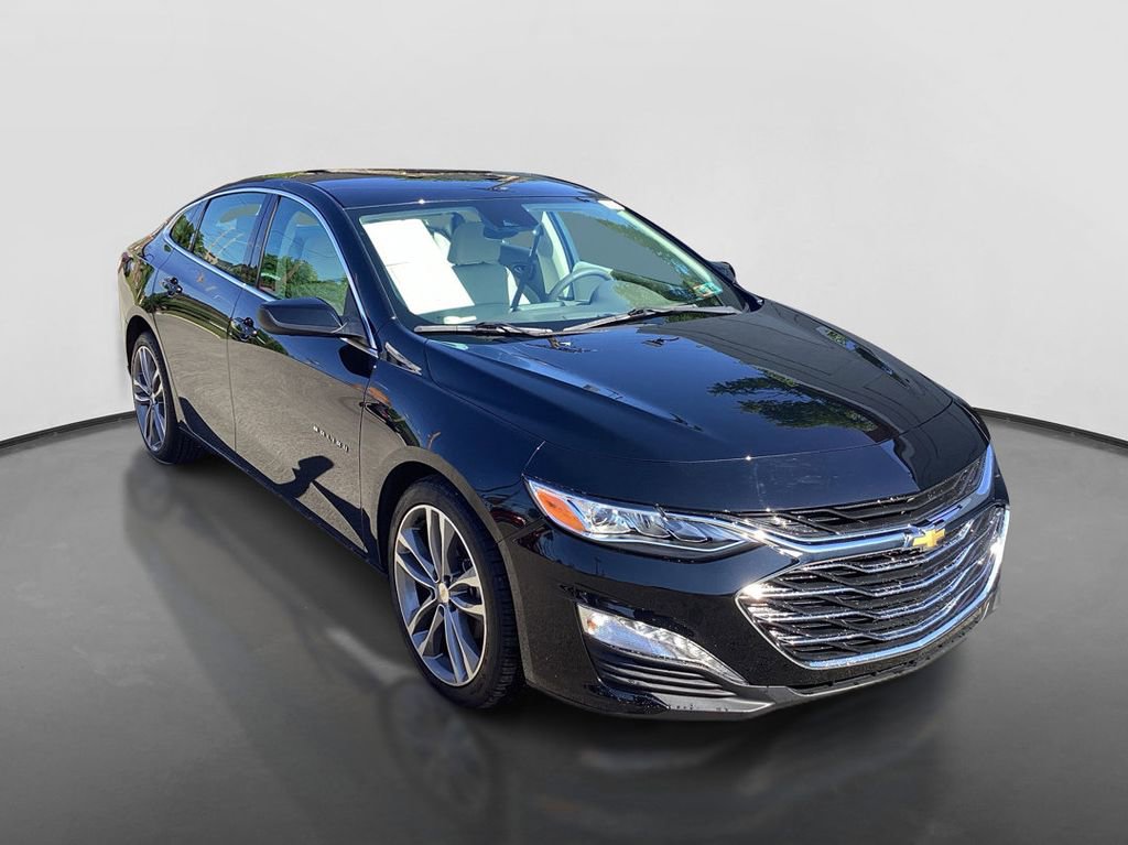 Used 2023 Chevrolet Malibu LT FWD image 3