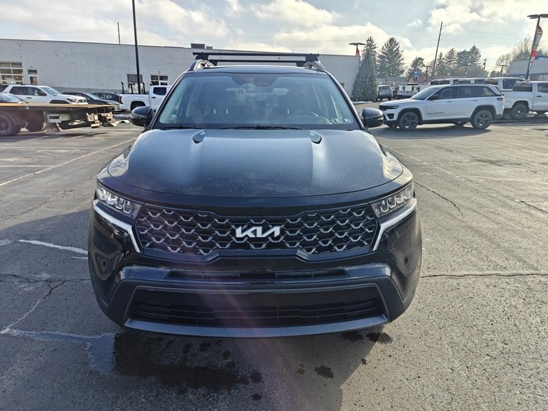 Used 2023 Kia Sorento S w/ Panoramic Sunroof Package image 2