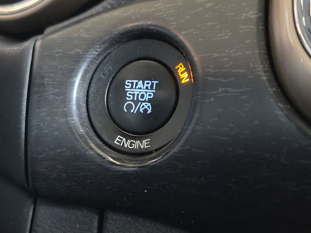 Used 2014 Jeep Grand Cherokee Laredo w/ Quick Order Package 23E AWD/4WD image 10