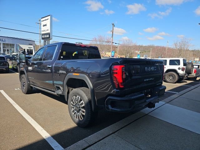 Used 2025 GMC Sierra 3500 Denali Ultimate image 4