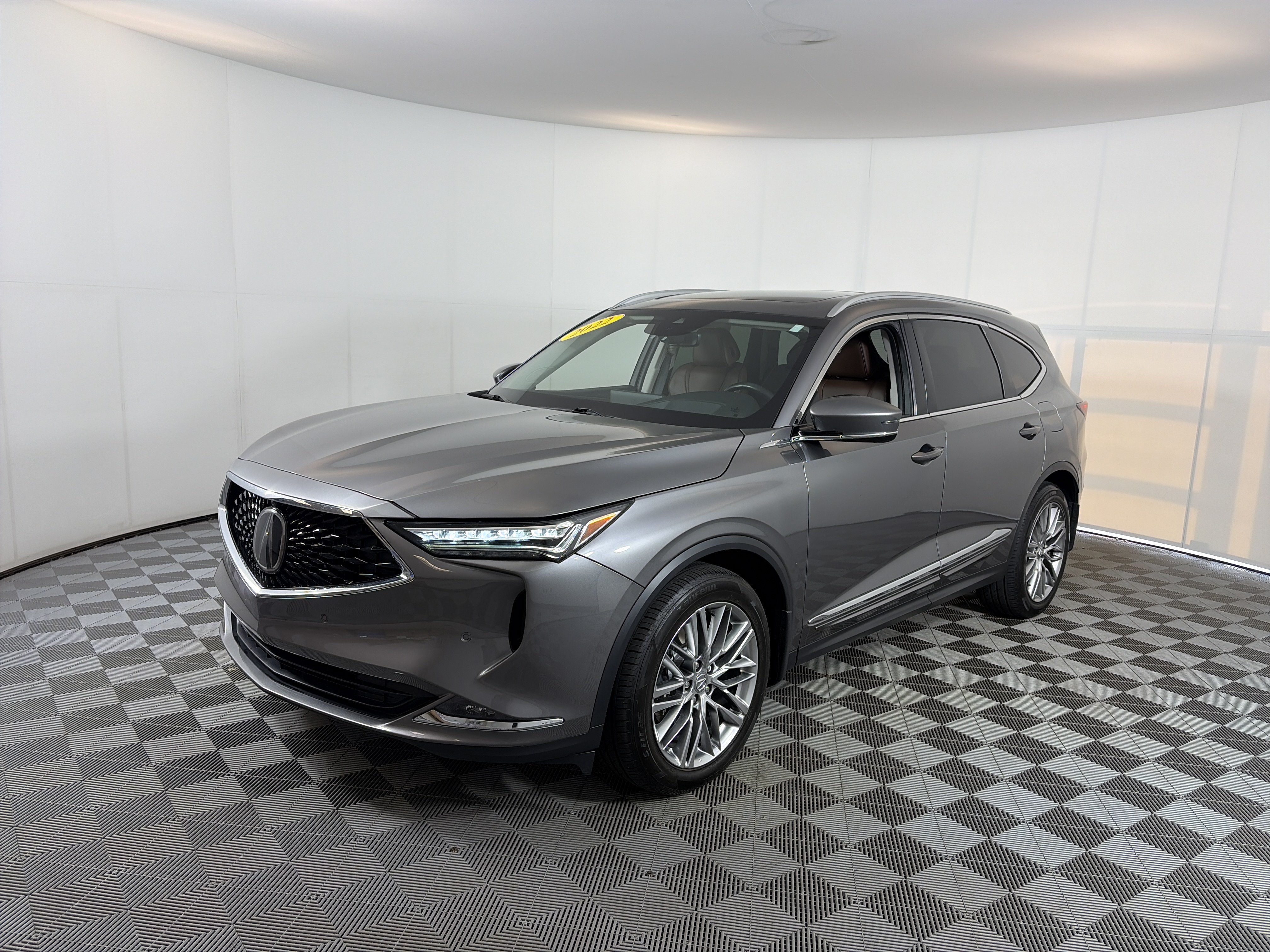Used 2022 Acura MDX SH-AWD w/ Advance Package image 2