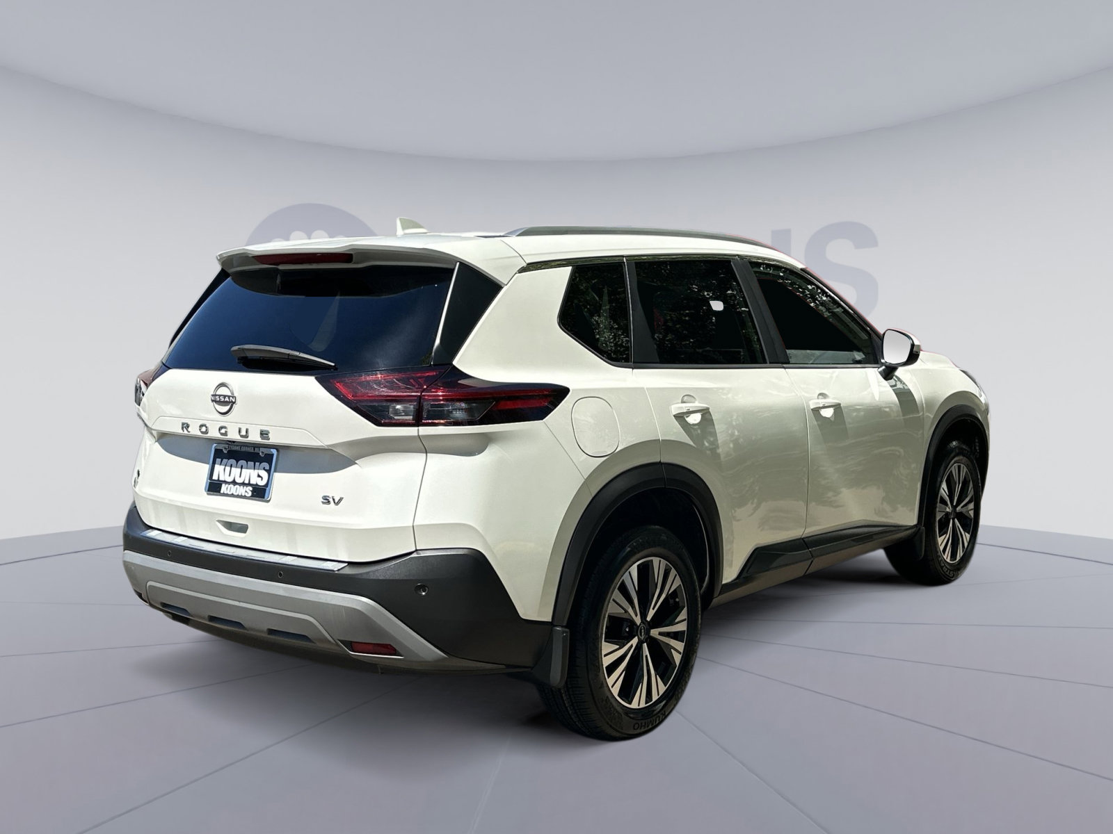 Used 2023 Nissan Rogue SV w/ SV Premium Package FWD image 8