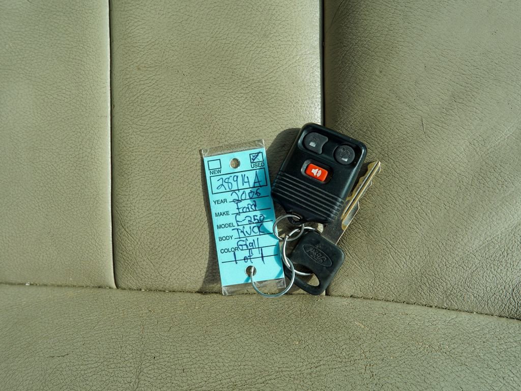 Used 2006 Ford F250 Lariat image 33