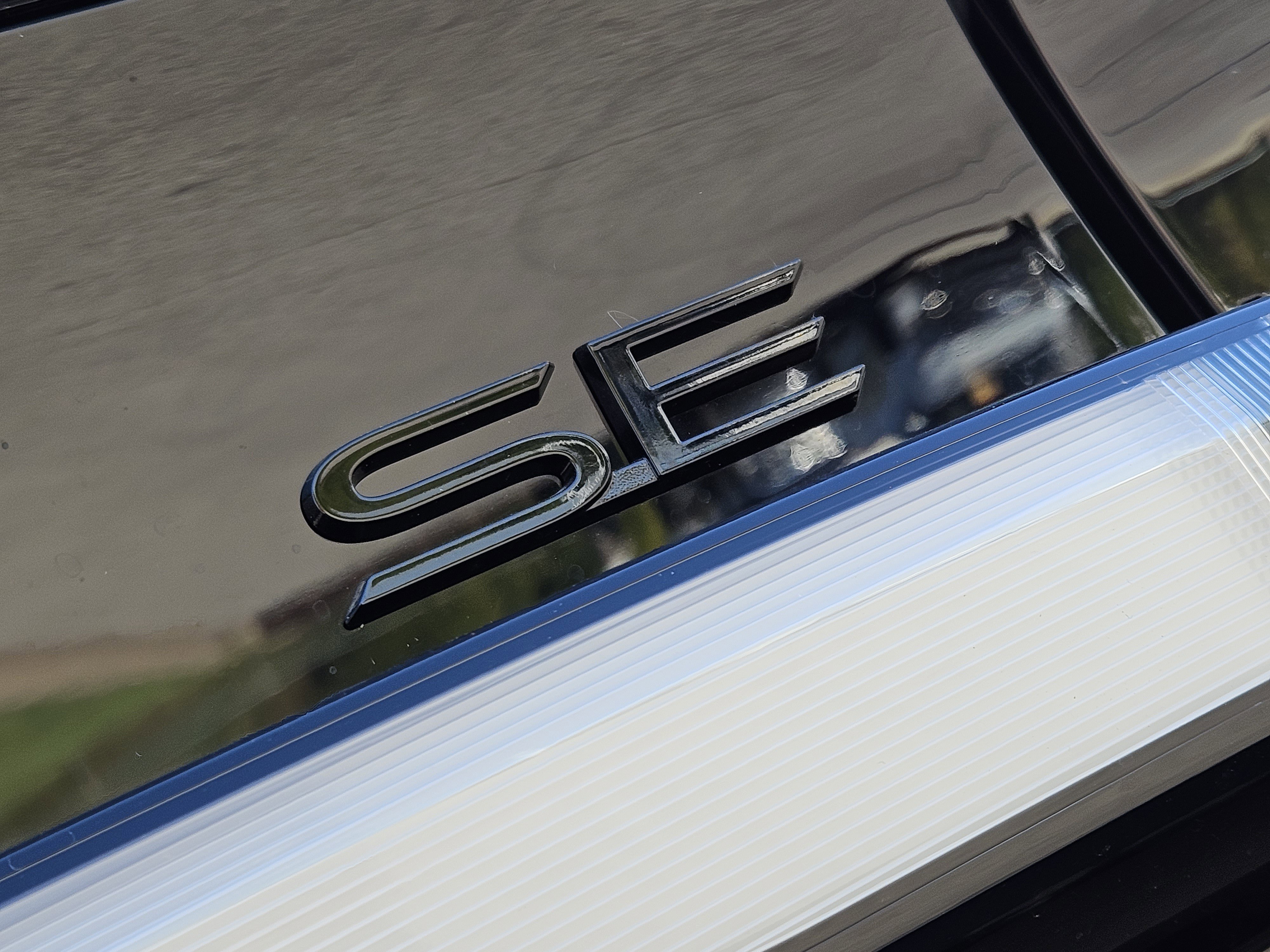 New 2026 Toyota Prius Plug-In Hybrid image 8