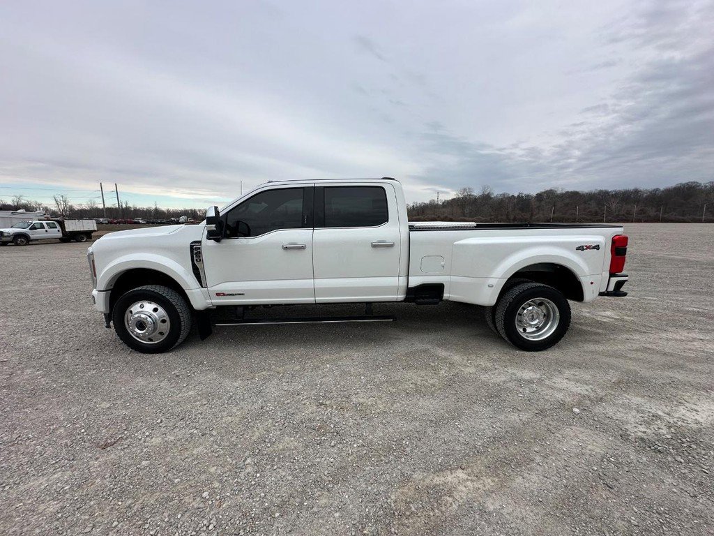 Used 2026 Ford F450 Platinum w/ Platinum Plus Package image 11