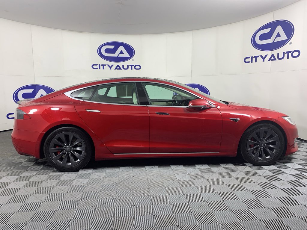 Used 2019 Tesla Model S 100D AWD/4WD image 2