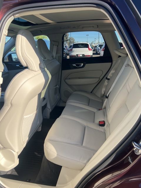 New 2026 Volvo XC60 B5 Ultra w/ Climate Package PRO image 19