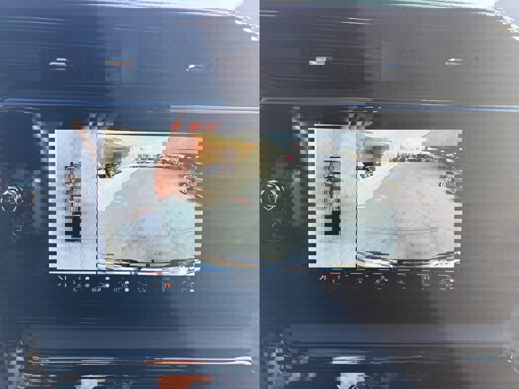 Used 2025 GMC Sierra 1500 AT4X image 25