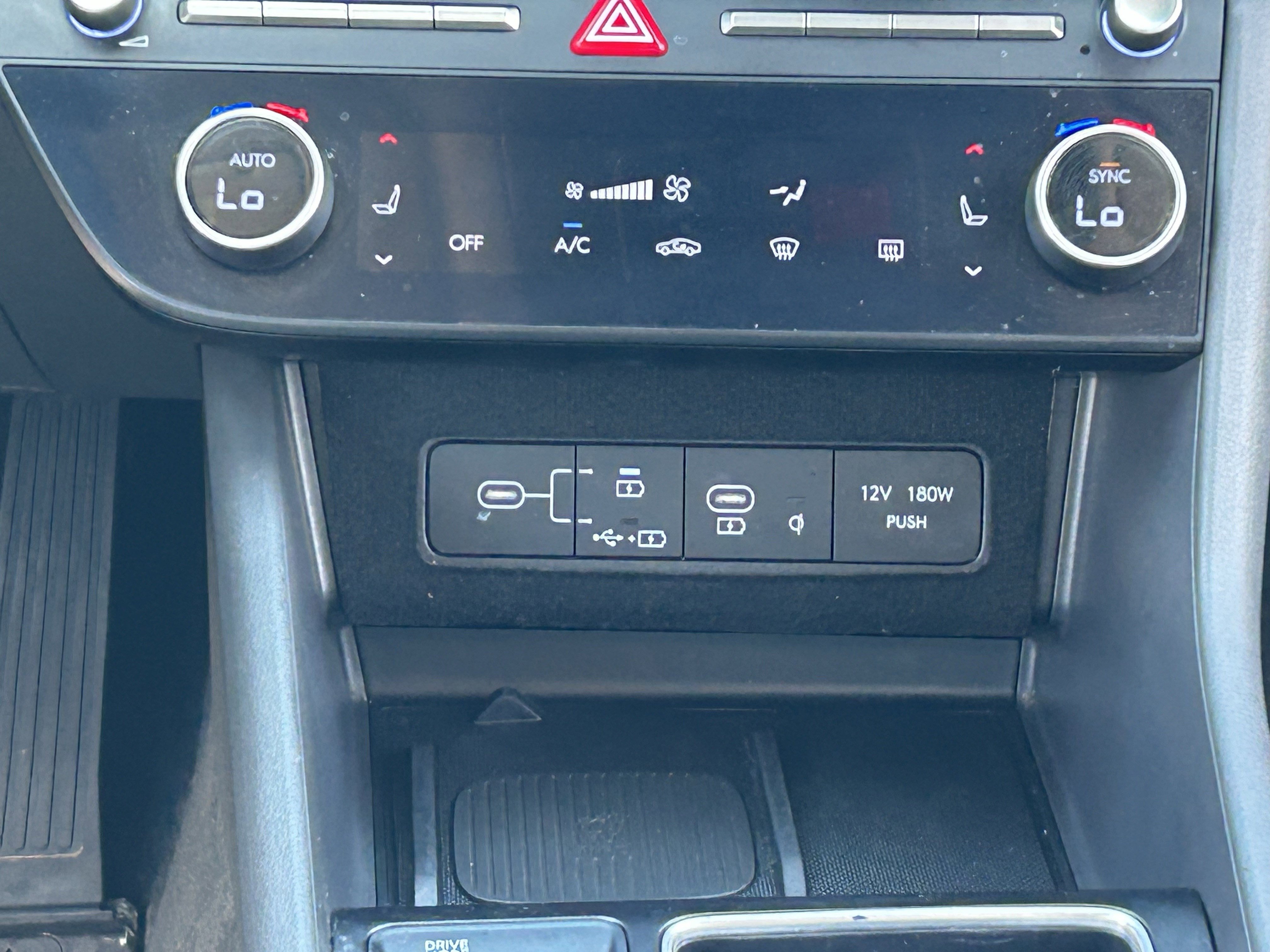 Certified 2024 Hyundai Sonata SEL w/ Convenience Package FWD image 21