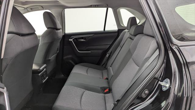 Used 2019 Toyota RAV4 XLE w/ Convenience Package image 17