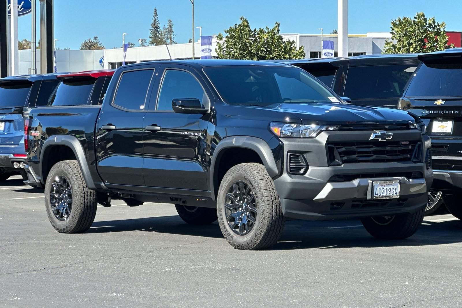 Used 2026 Chevrolet Colorado Trail Boss image 2