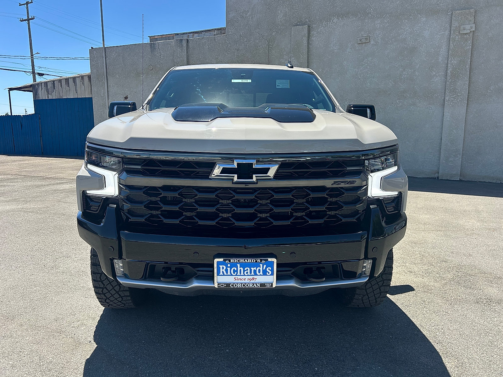New 2026 Chevrolet Silverado 1500 ZR2 w/ Dark Appearance Package AWD/4WD image 8