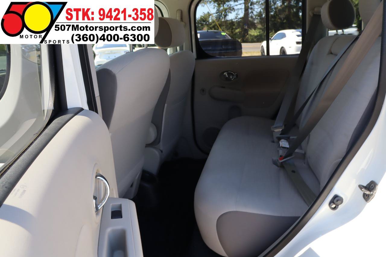 Used 2012 Nissan Cube 1.8 SL w/ Interior Designer Pkg FWD image 13
