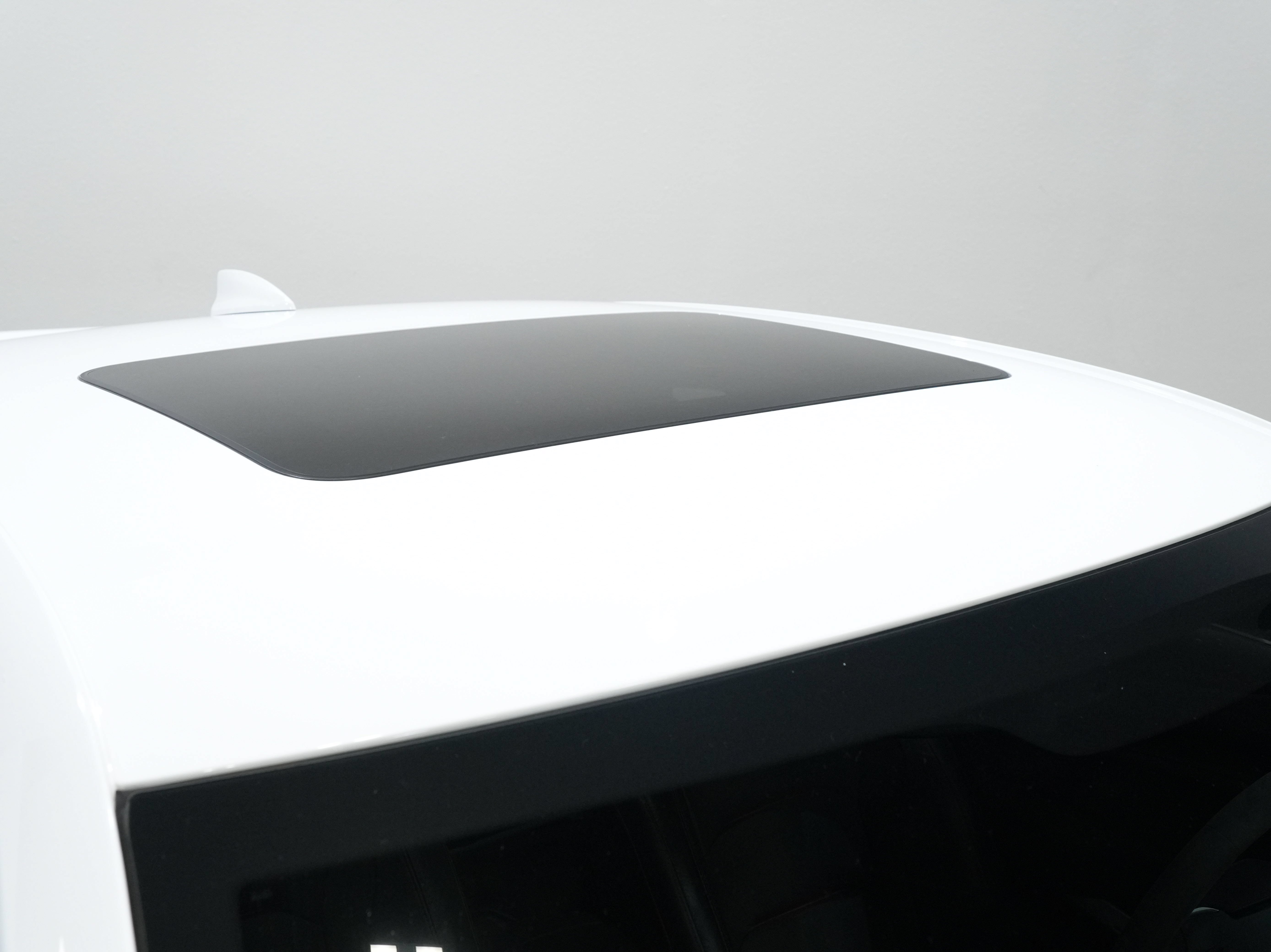 Used 2018 Chevrolet Camaro ZL1 RWD image 14