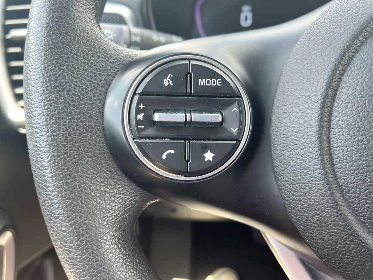 Used 2024 Kia Soul LX w/ LX Technology Package image 21