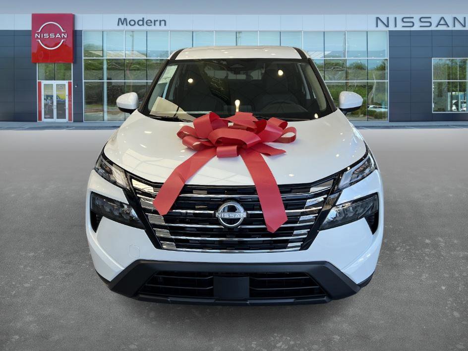 New 2026 Nissan Rogue SV image 2