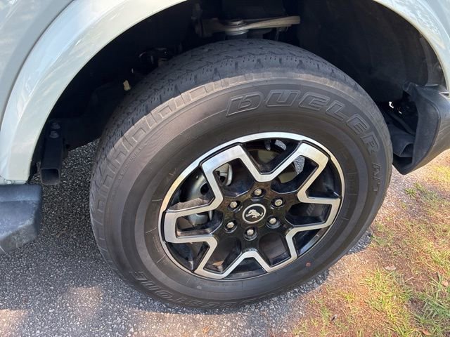 Used 2023 Ford Bronco Outer Banks AWD/4WD image 17