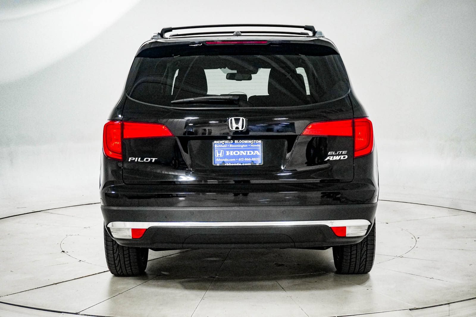 Used 2016 Honda Pilot Elite image 7