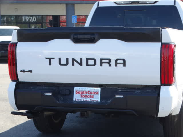 Used 2024 Toyota Tundra SR5 w/ SR5 Convenience Package AWD/4WD image 15