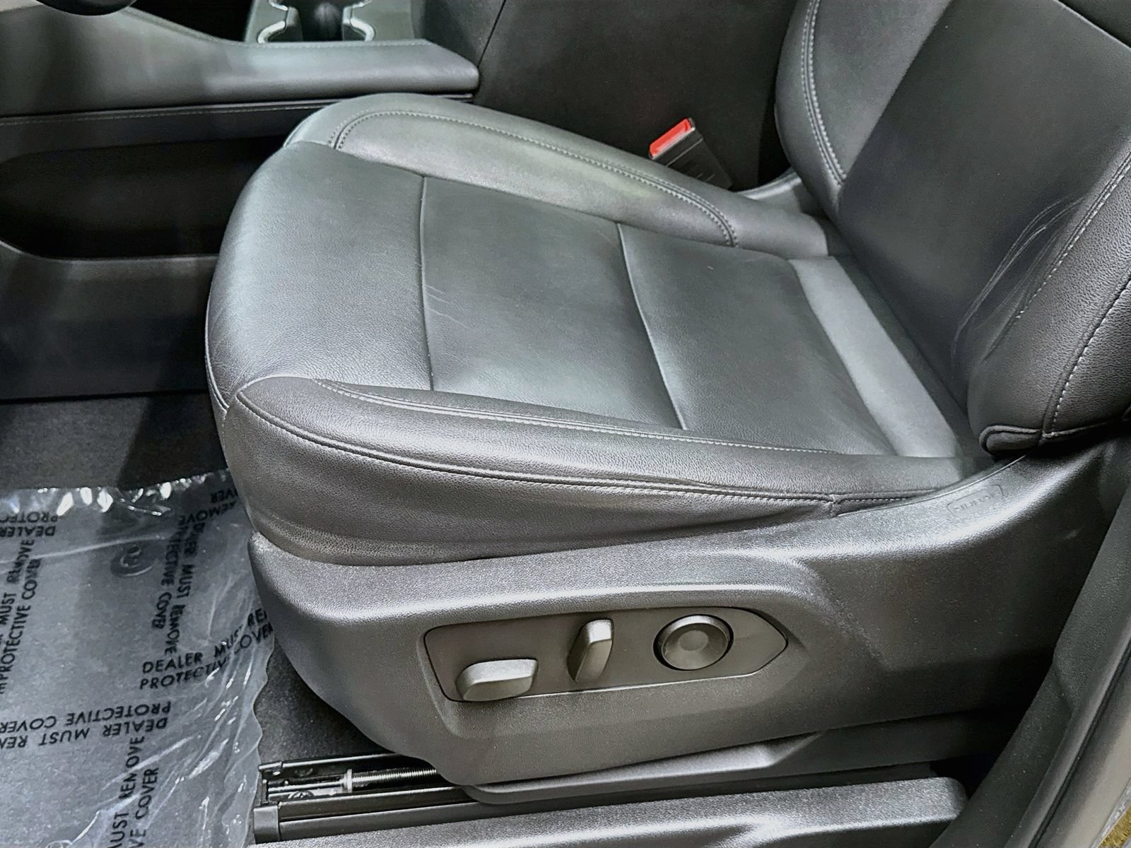 Used 2023 Chevrolet Tahoe Z71 AWD/4WD image 22