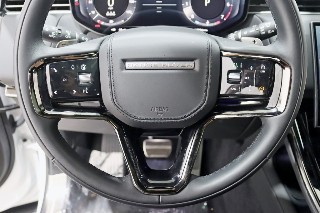 Used 2025 Land Rover Range Rover Sport Dynamic SE AWD/4WD image 15
