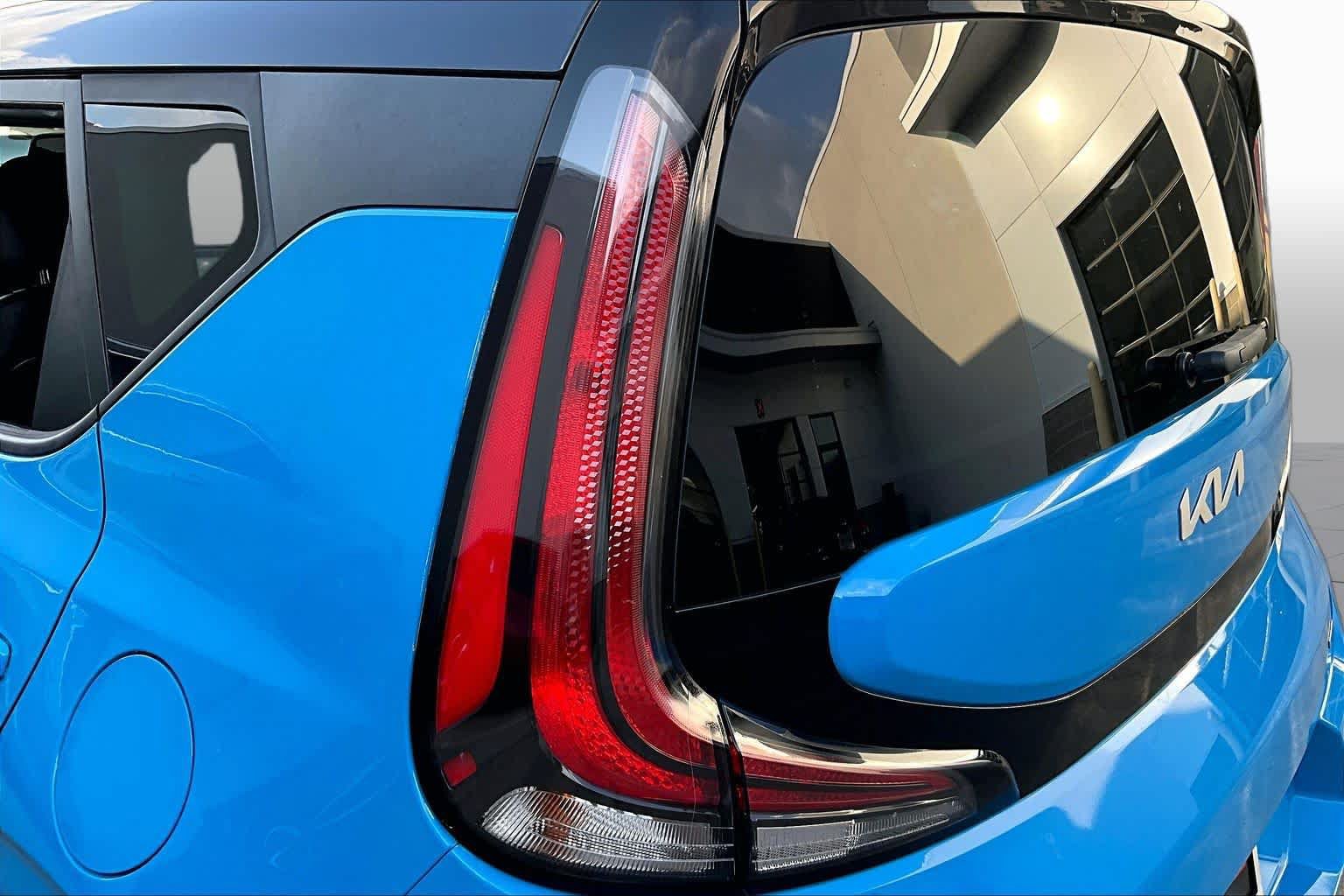 Certified 2023 Kia Soul GT-Line FWD image 27