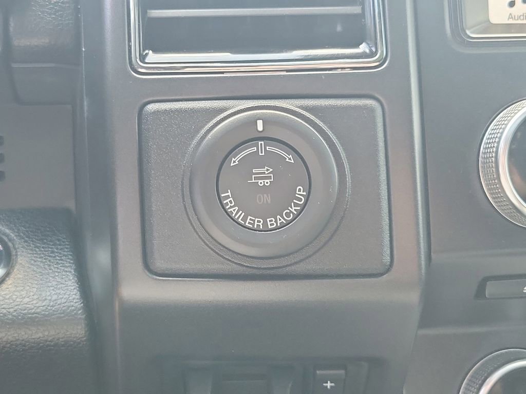 Used 2018 Ford Expedition Limited w/ Equipment Group 302A image 36