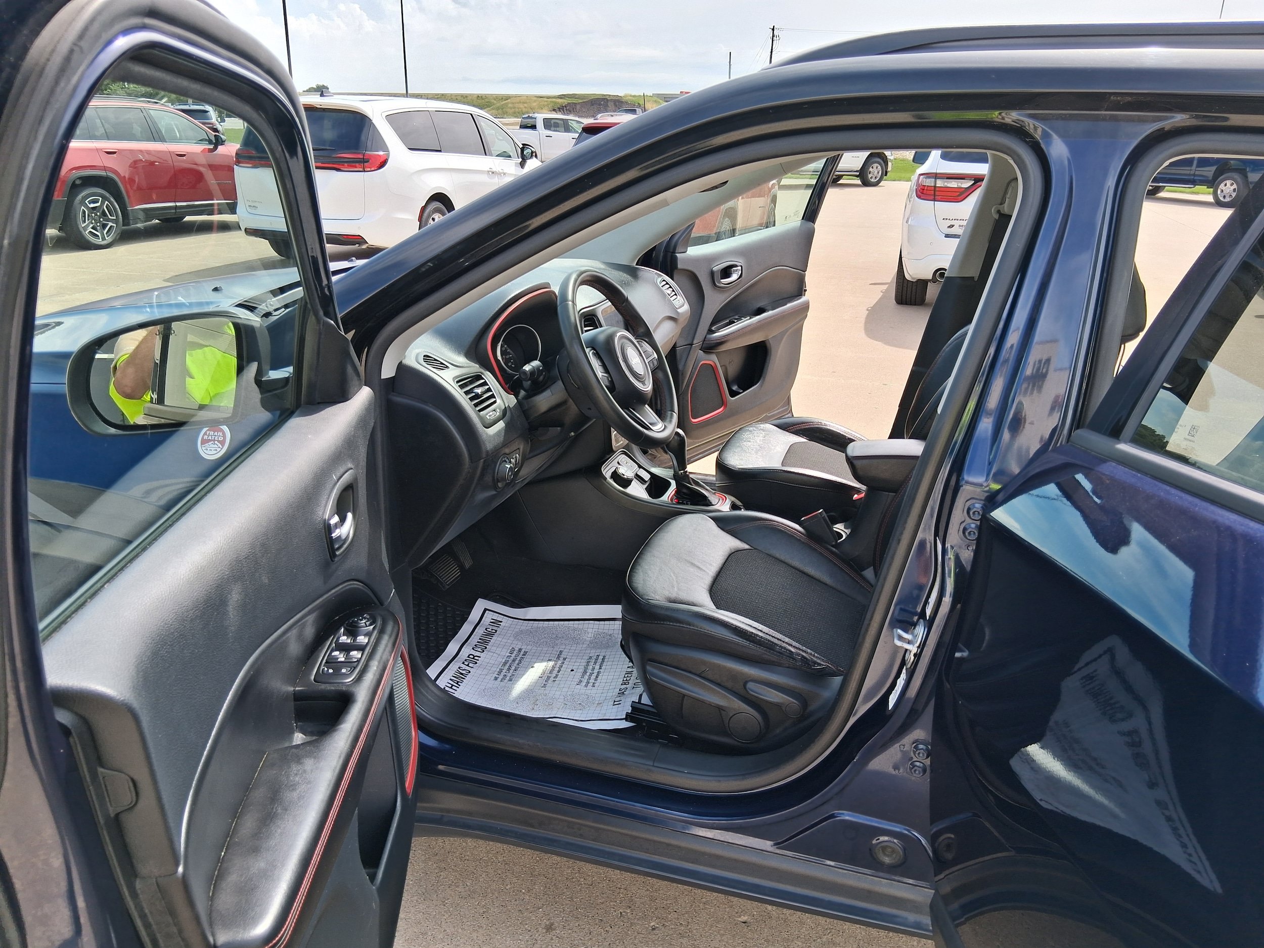Used 2021 Jeep Compass Trailhawk AWD/4WD image 16