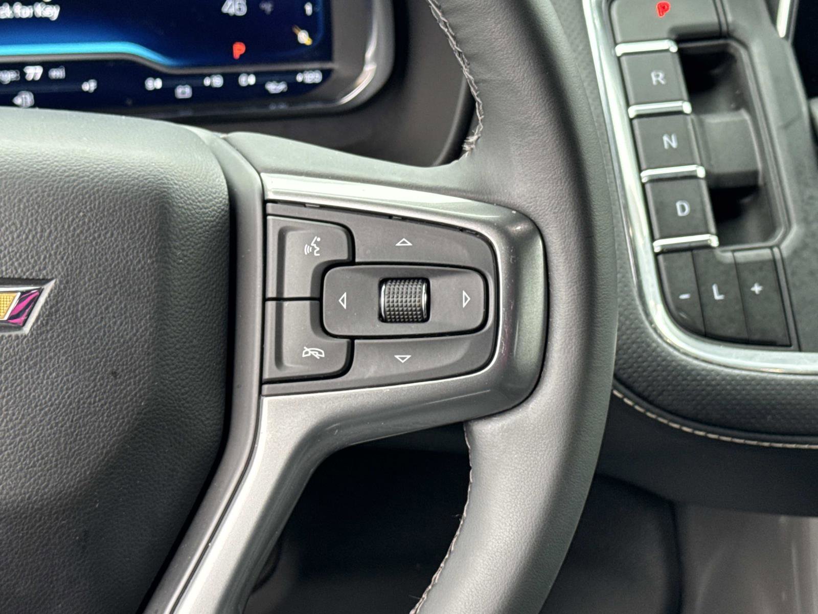 Used 2024 Chevrolet Suburban Premier image 8