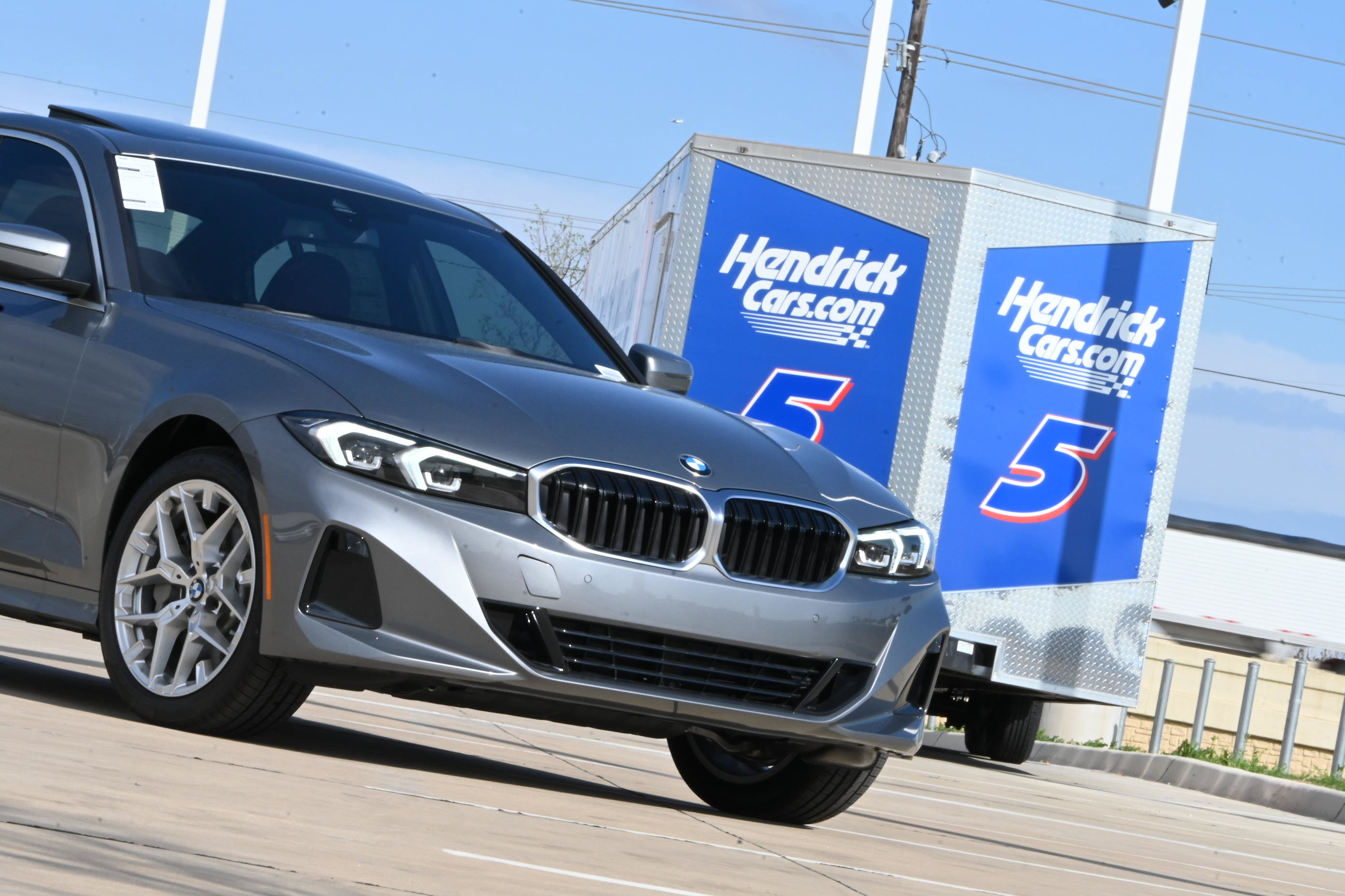 Used 2026 BMW 330i xDrive Sedan w/ Convenience Package AWD/4WD image 5