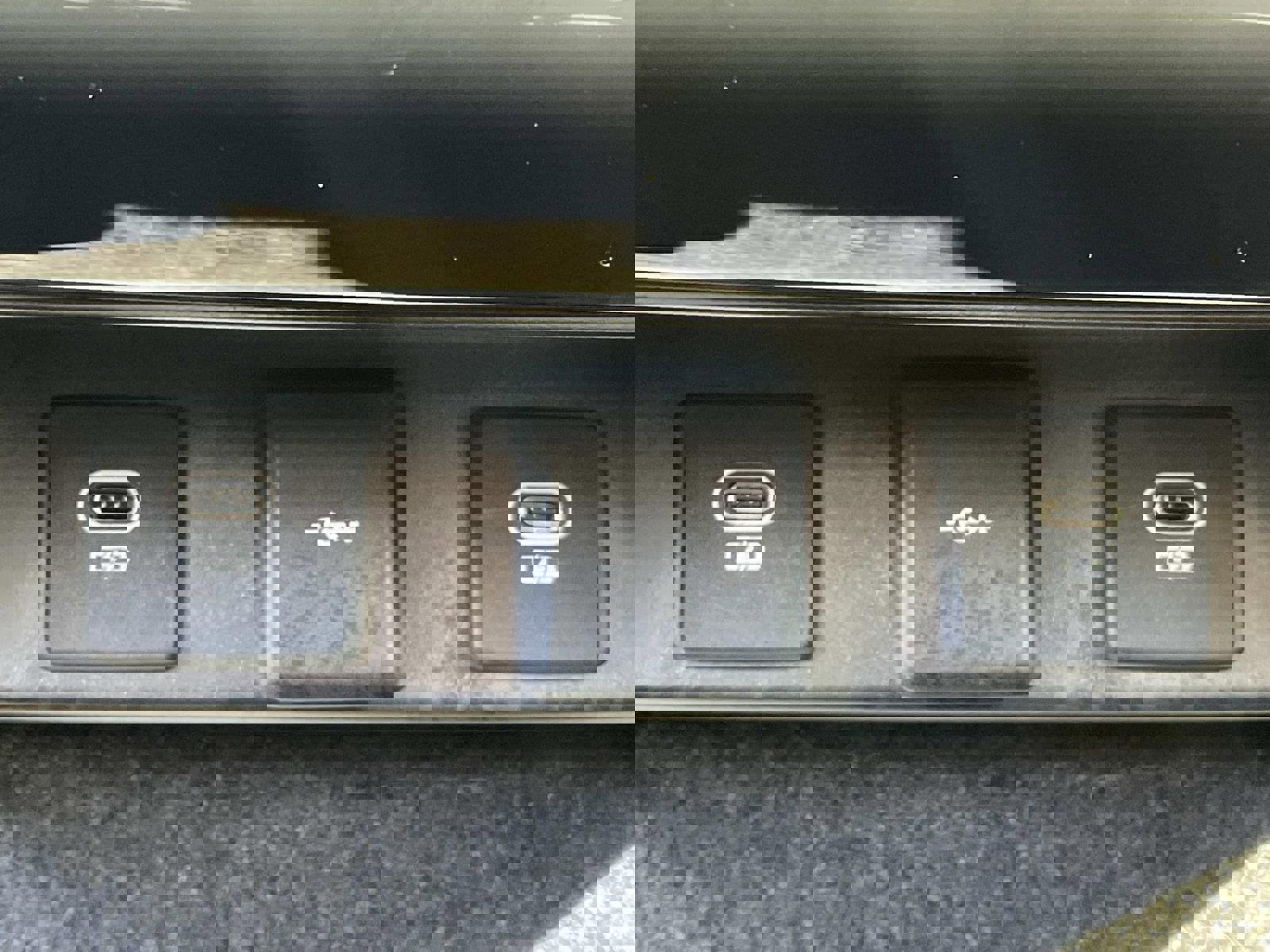 Used 2024 Land Rover Range Rover Sport Dynamic SE image 15