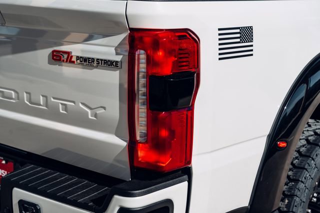 New 2026 Ford F250 Lariat w/ Black Appearance Package image 19