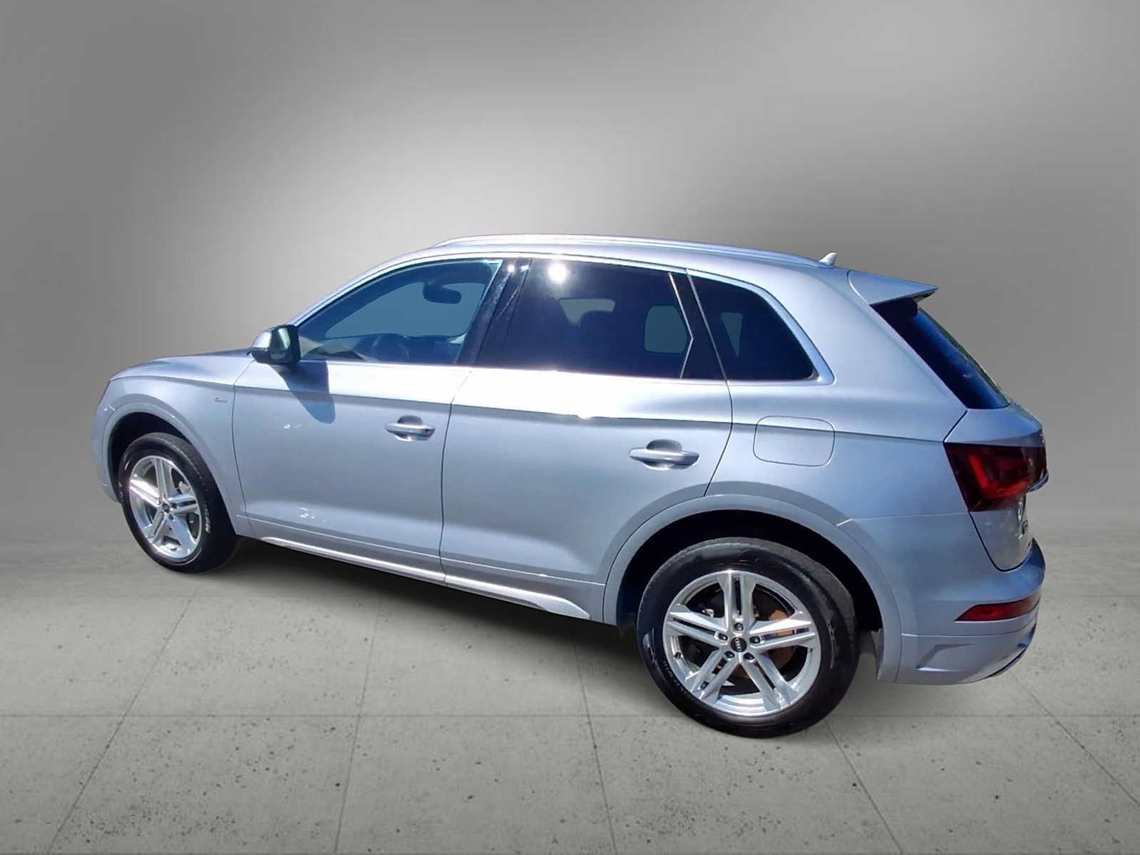 Certified 2023 Audi Q5 e Premium w/ Convenience Package AWD/4WD image 6