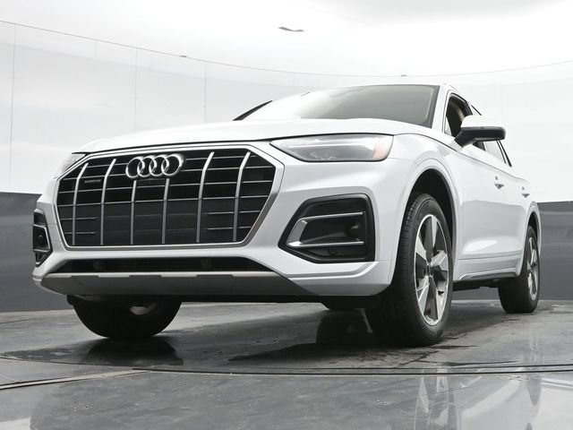 Used 2025 Audi Q5 2.0T Premium Plus w/ Premium Plus Package AWD/4WD image 31