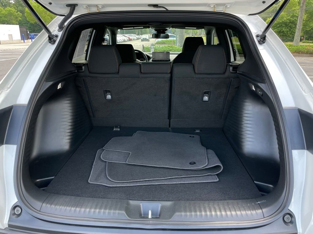 Certified 2025 Honda HR-V Sport image 40