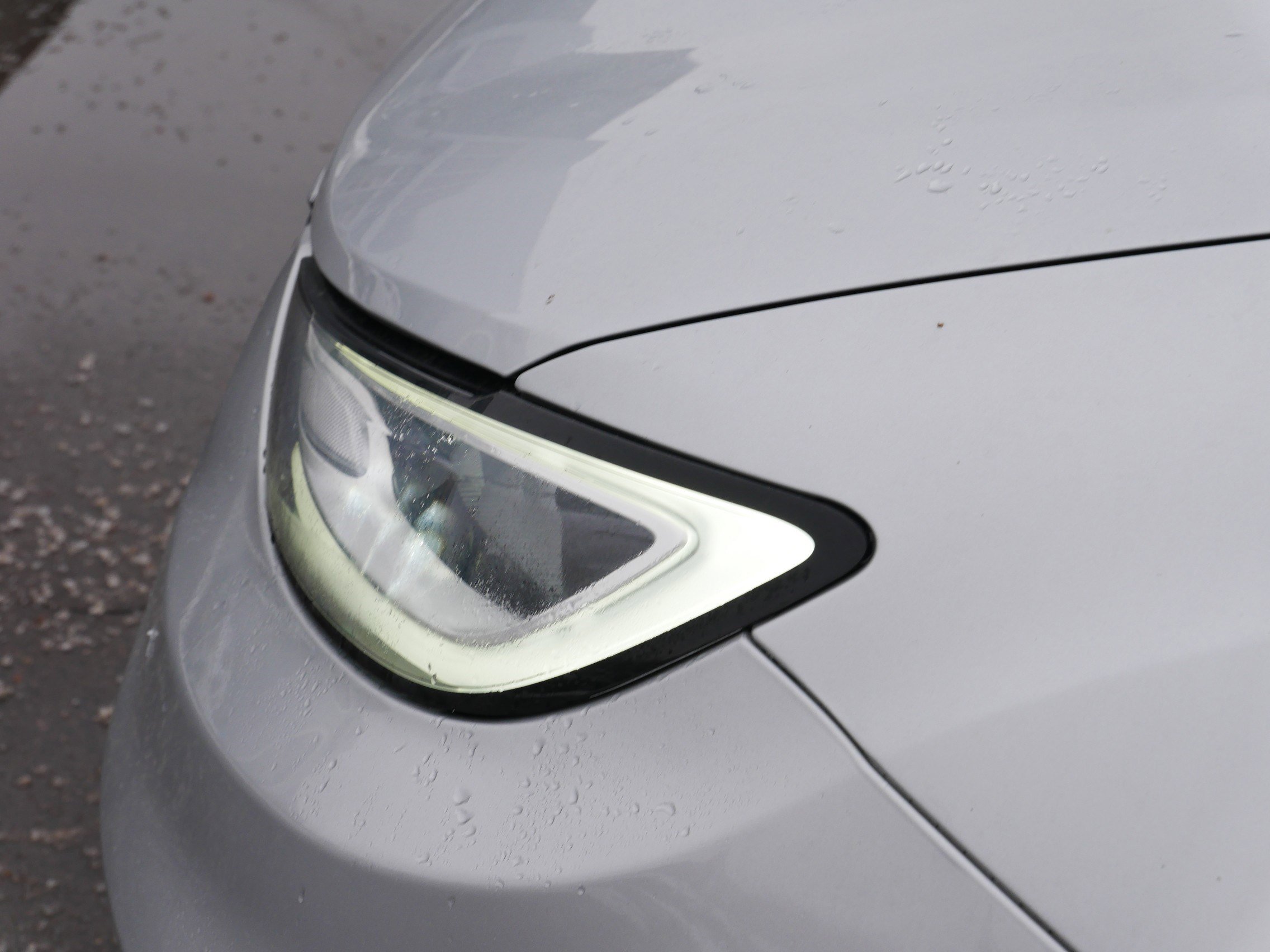 Used 2024 Chrysler Pacifica Touring-L image 16