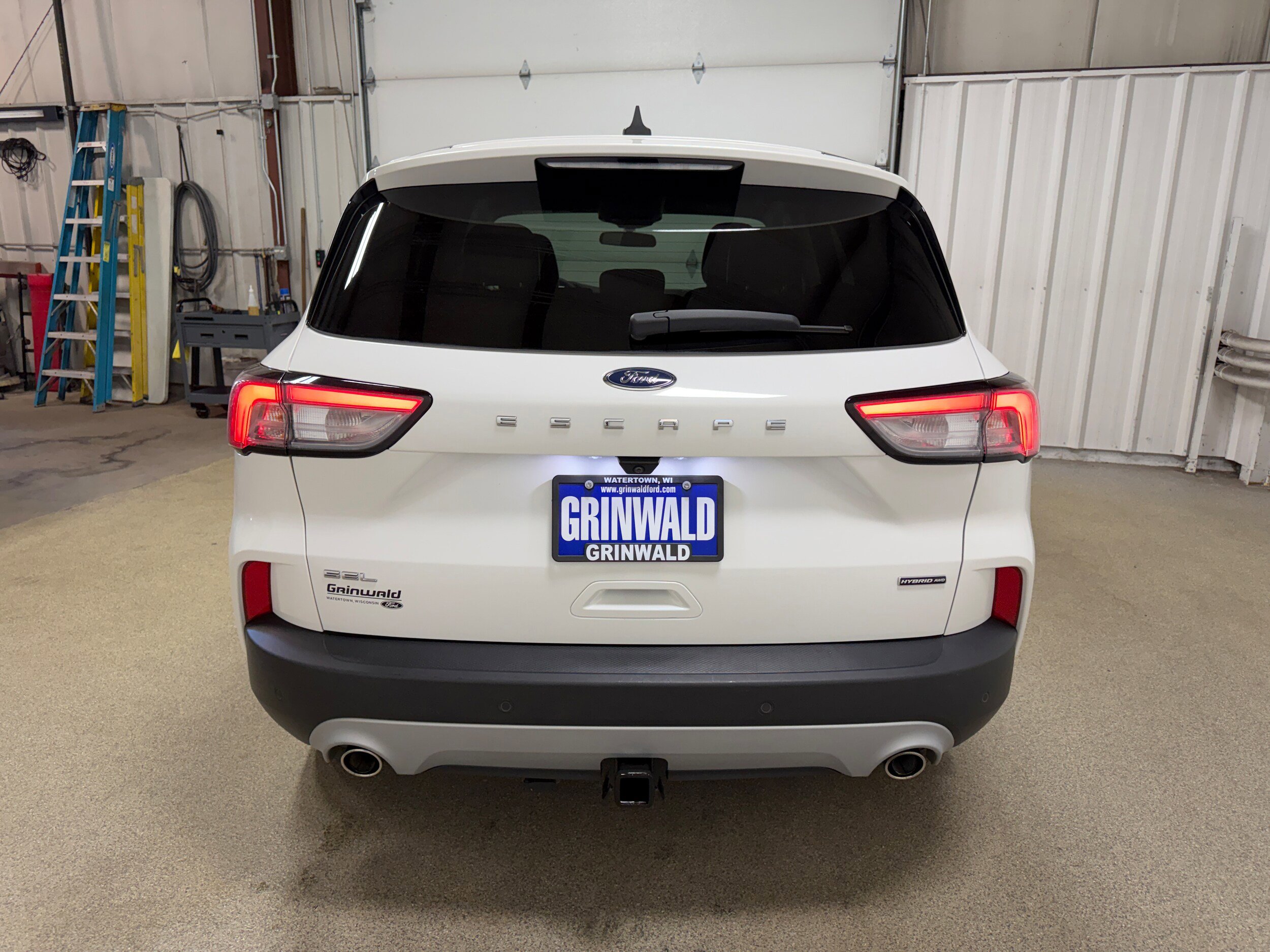 Certified 2022 Ford Escape SEL w/ Technology Package AWD/4WD image 23