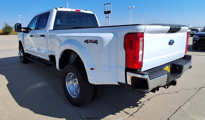New 2026 Ford F350 XLT image 6