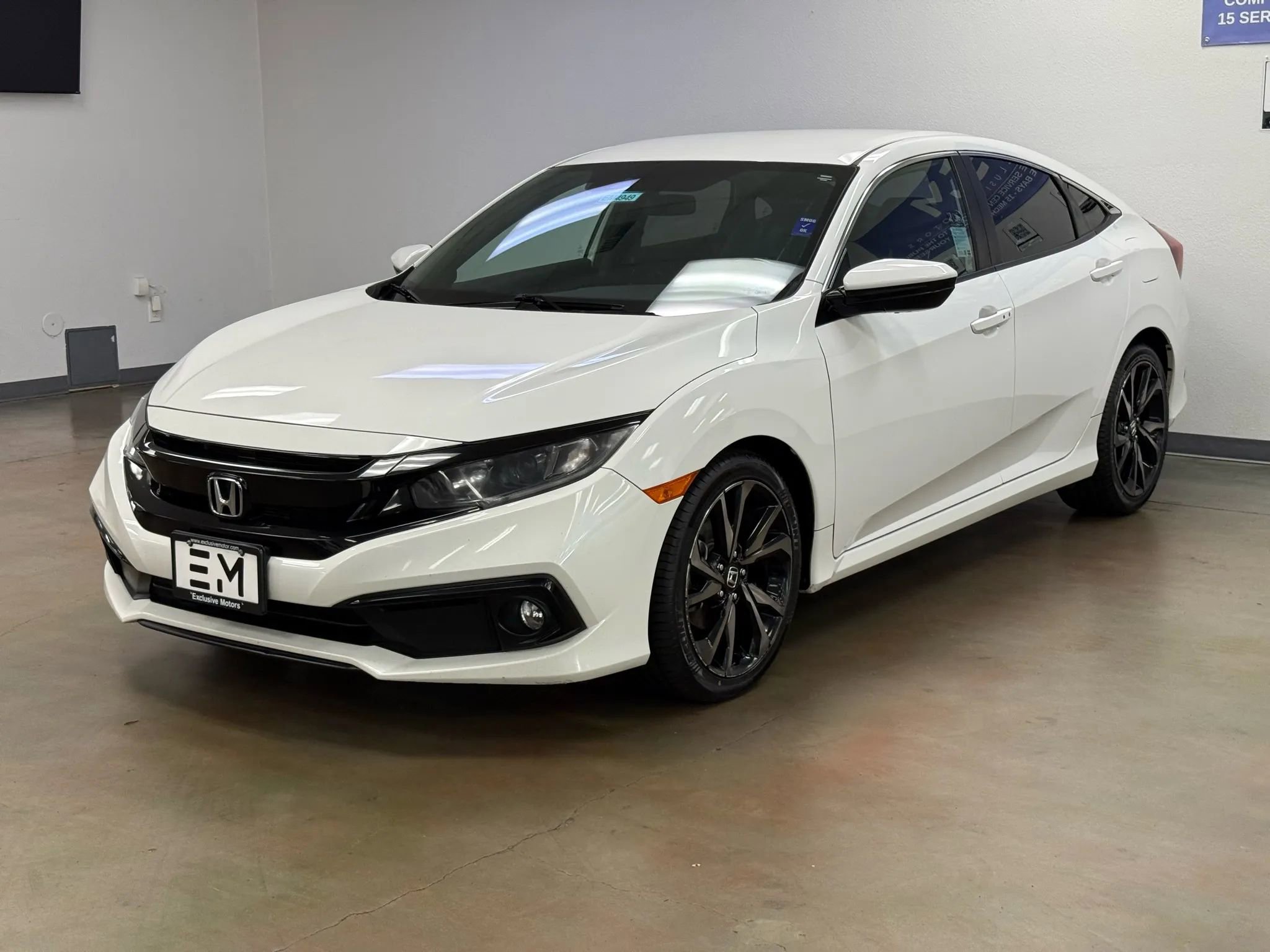 Used 2019 Honda Civic Sport image 2