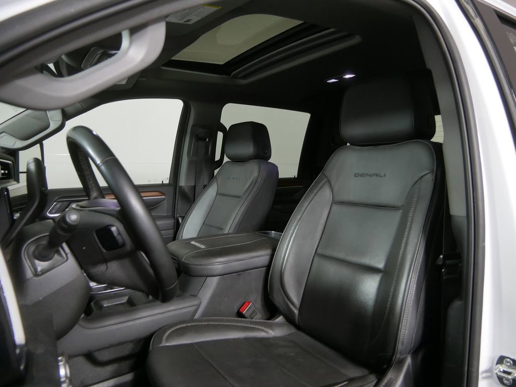 Used 2025 GMC Sierra 3500 Denali w/ Denali Reserve Package AWD/4WD image 12