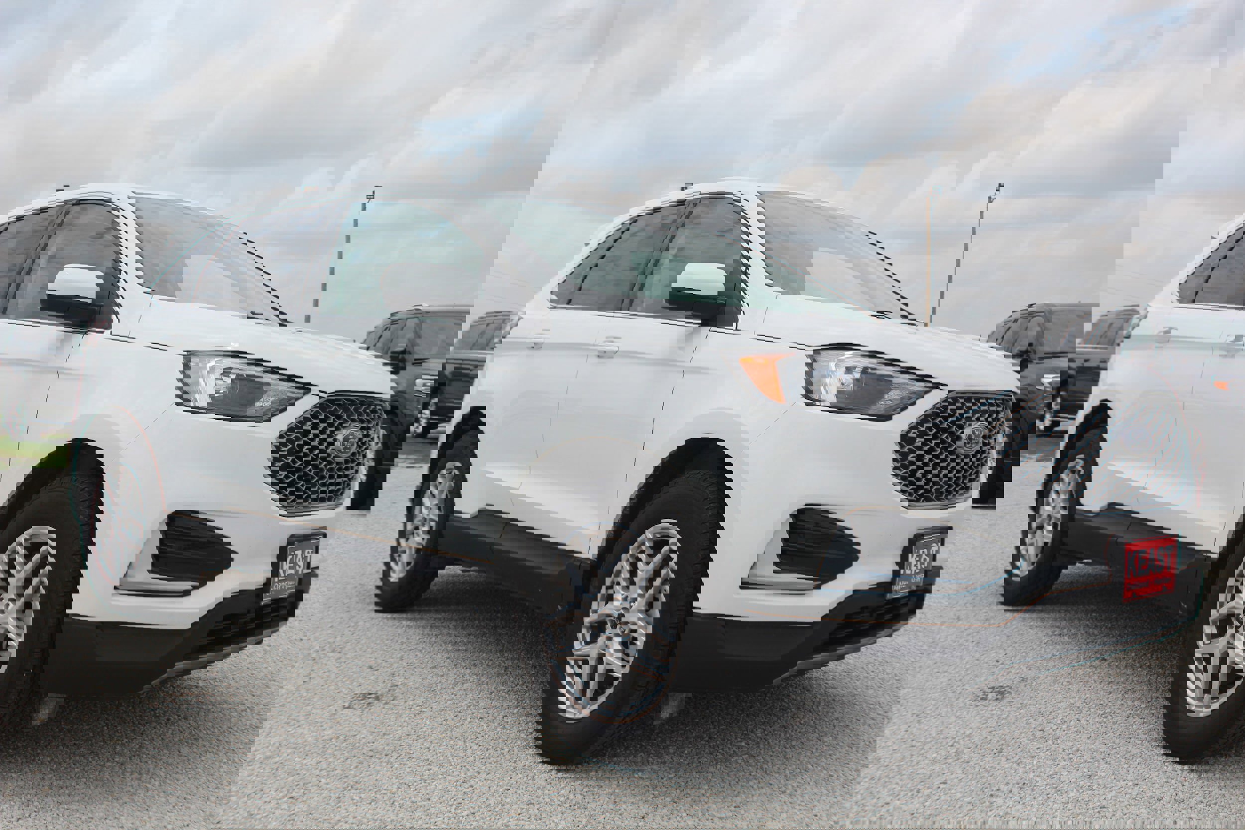 Used 2024 Ford Edge SEL image 3