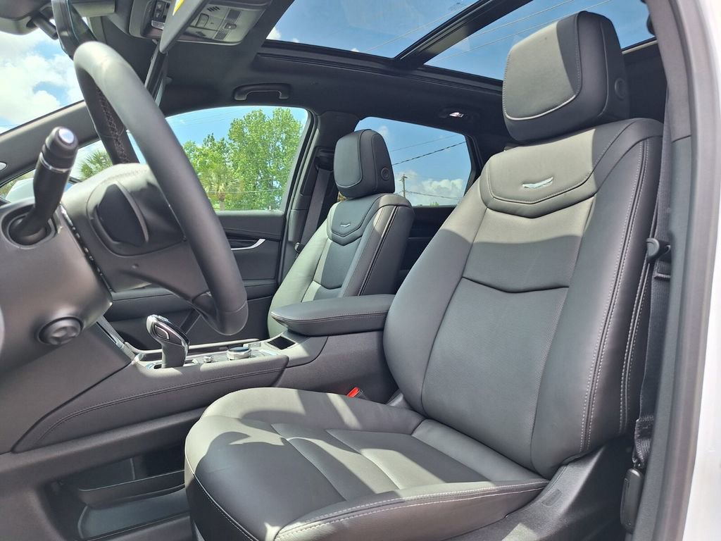 New 2026 Cadillac XT5 Premium Luxury w/ Driver Assist Package FWD image 24